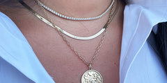 Sleek Sophistication: The Appeal of Herringbone Necklaces in Fine Jewelry